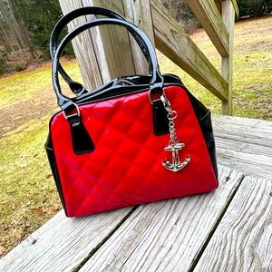 lux deville purse